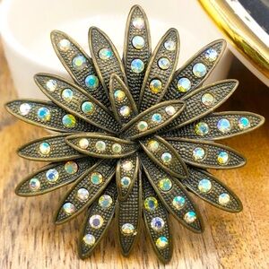 Vintage 60s Aurora Borealis Rhinestone Starburst Brooch Atomic Mid Century Pin